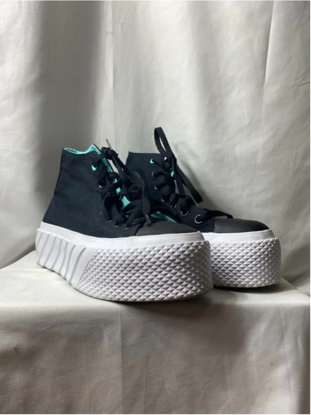 Converse Chuck Taylor All Star Lift 2X High Surface Fusion Black W 8 Platform